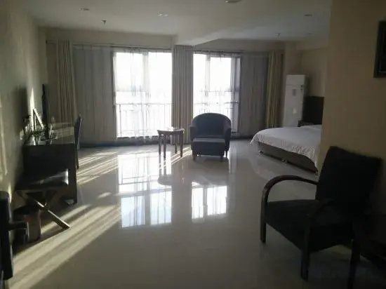 Longdu Business Hotel