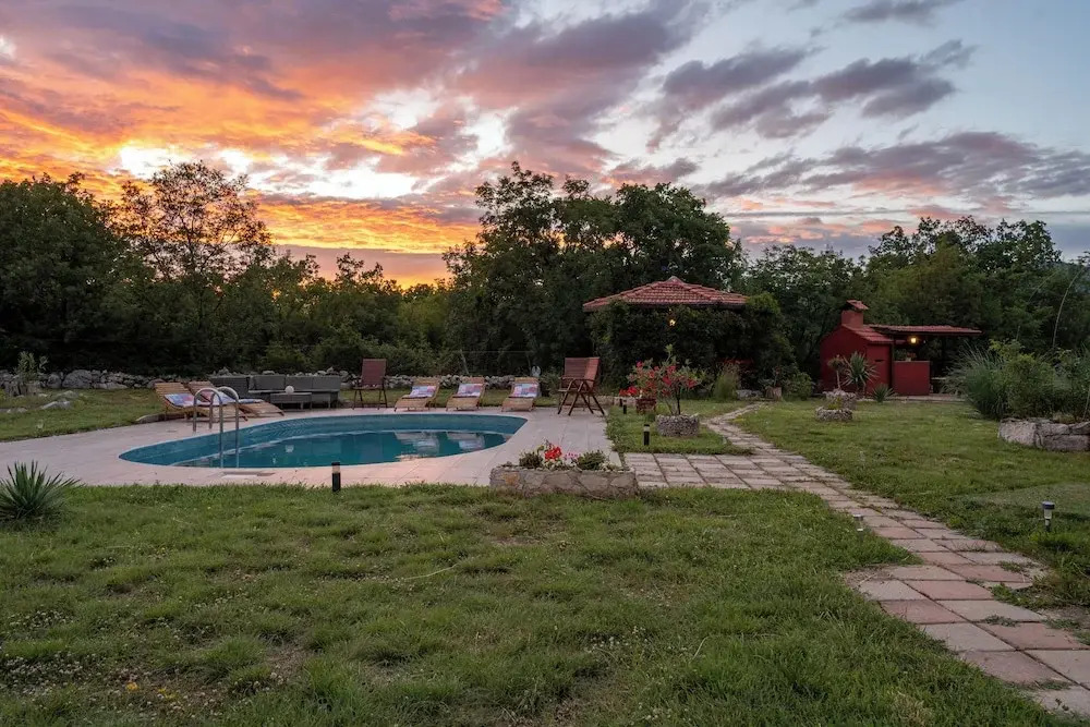 Villa Bravic 4*, Nature Home With Pool Near Split