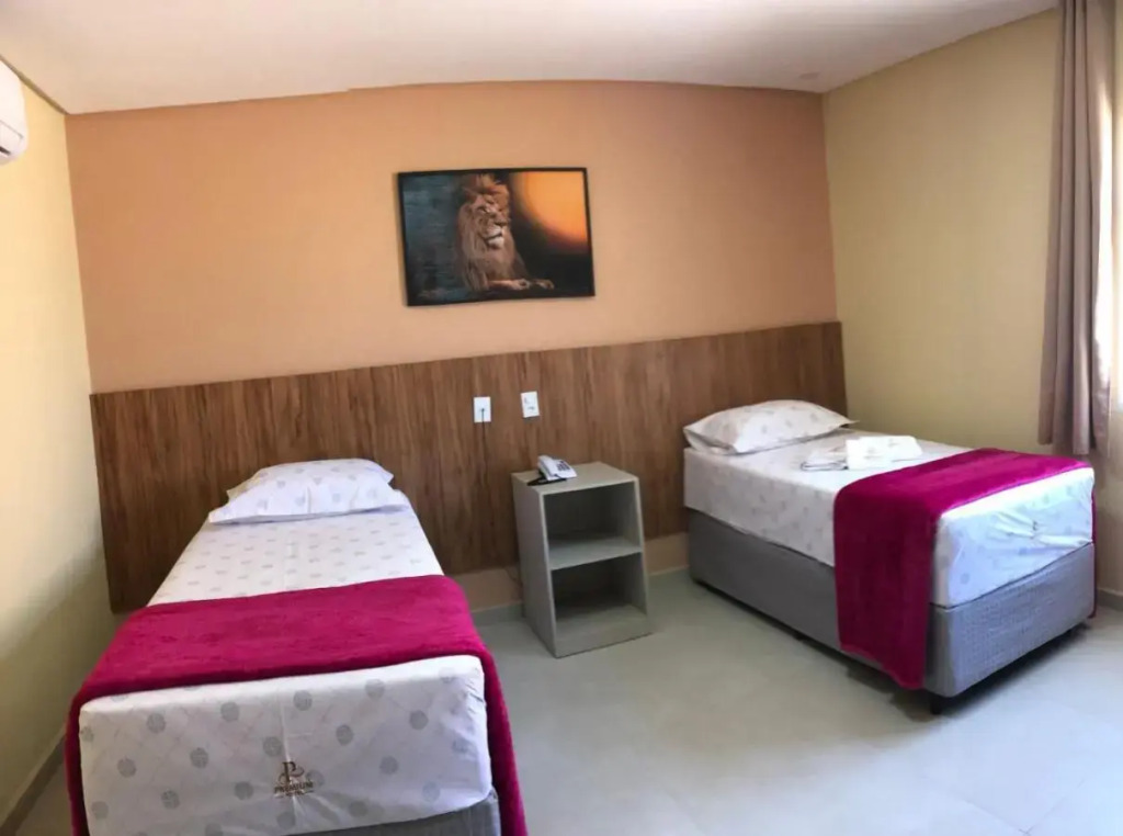 Premium Hotel