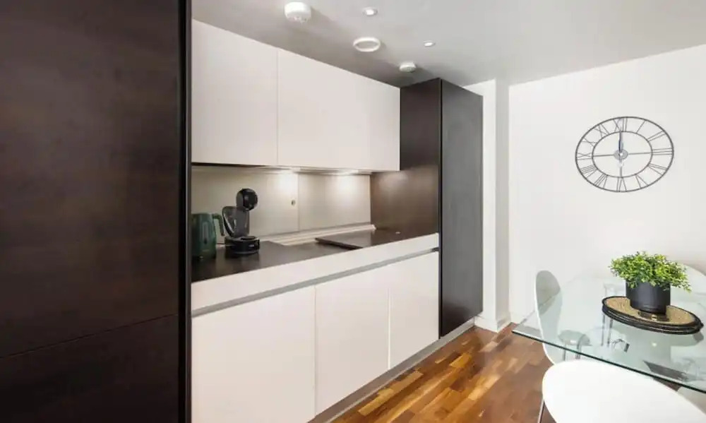 5 Mins Walk to Moorgate Tranquil City Retreat