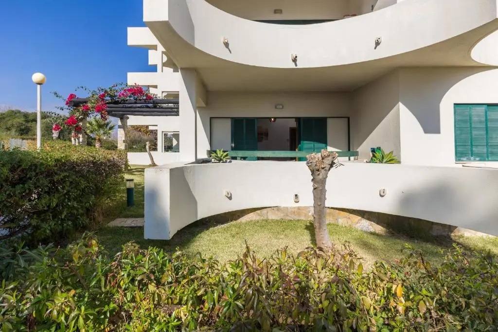 Mira Praia Villa by ALGARVEMANTA