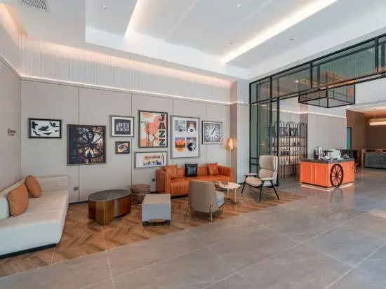 Homeinn Plus Hotel (Jiujiang University Wanda Plaza)