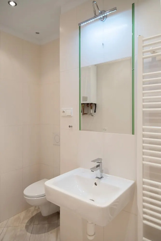 Apartment for 10 Guests Top Center of Prague