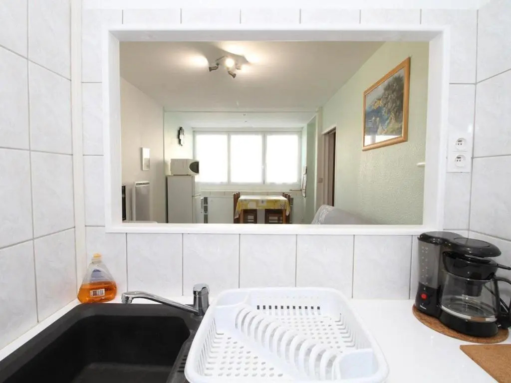 Appartement Balaruc-les-Bains, 2 pièces, 4 personnes - FR-1-553-93