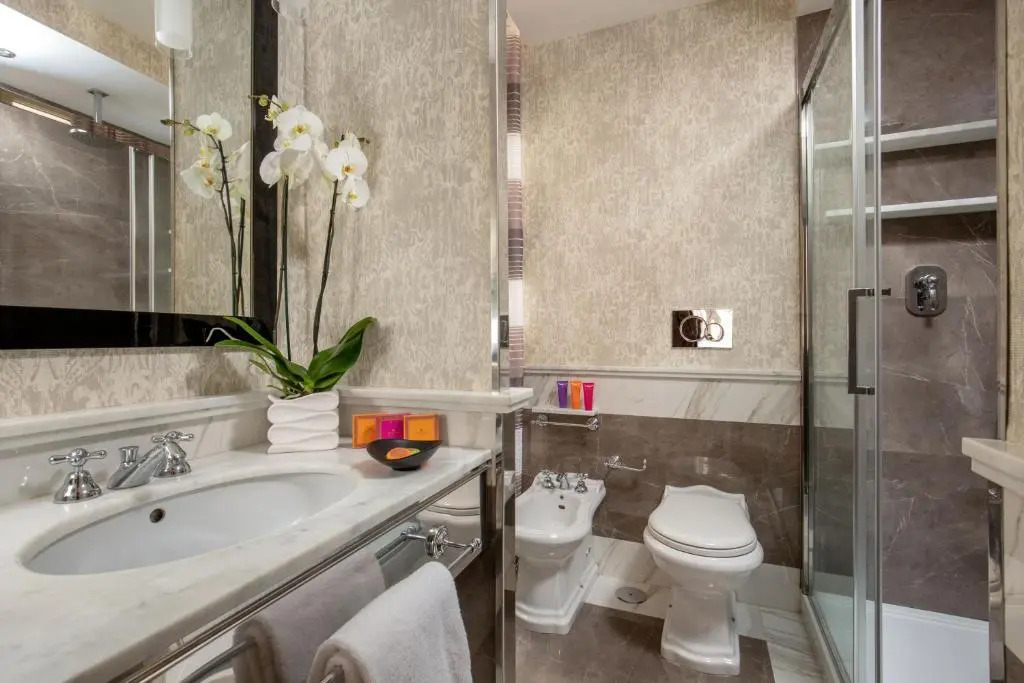 Small Luxury Inn Rome by The Goodnight Company