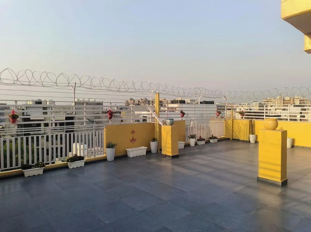 The King Residency