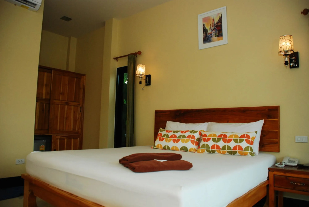 Tontan Resort Cha-Am