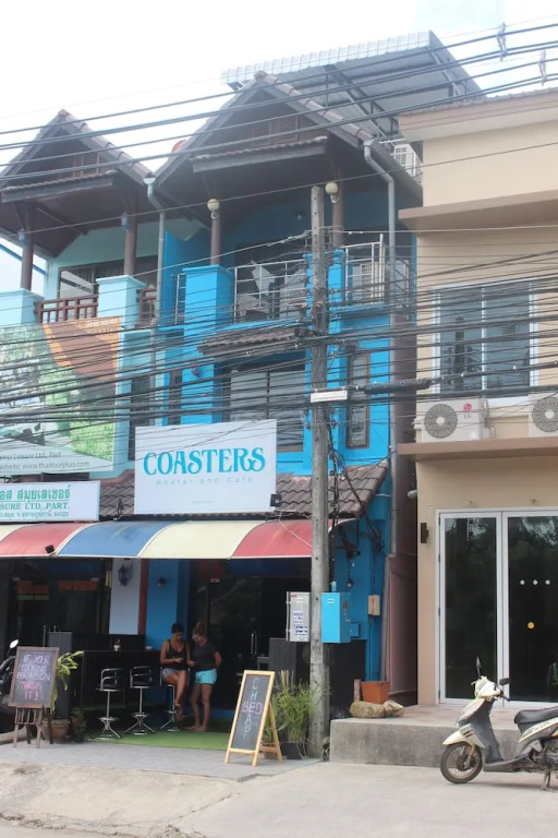 Coasters Hostel and Cafe