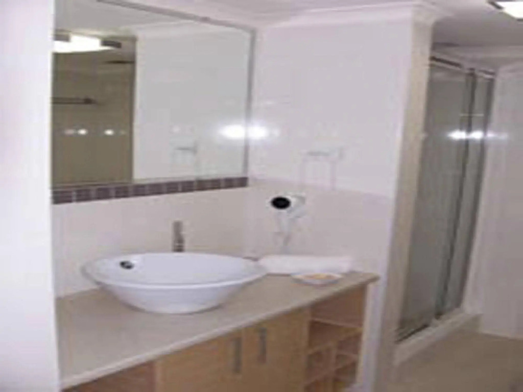 Kirra Vista Apartments Unit 18