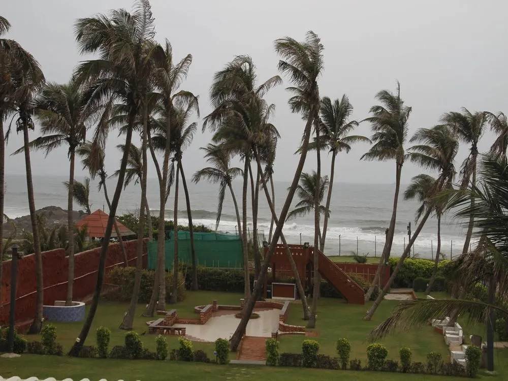 Palm Beach Hotel & Resort