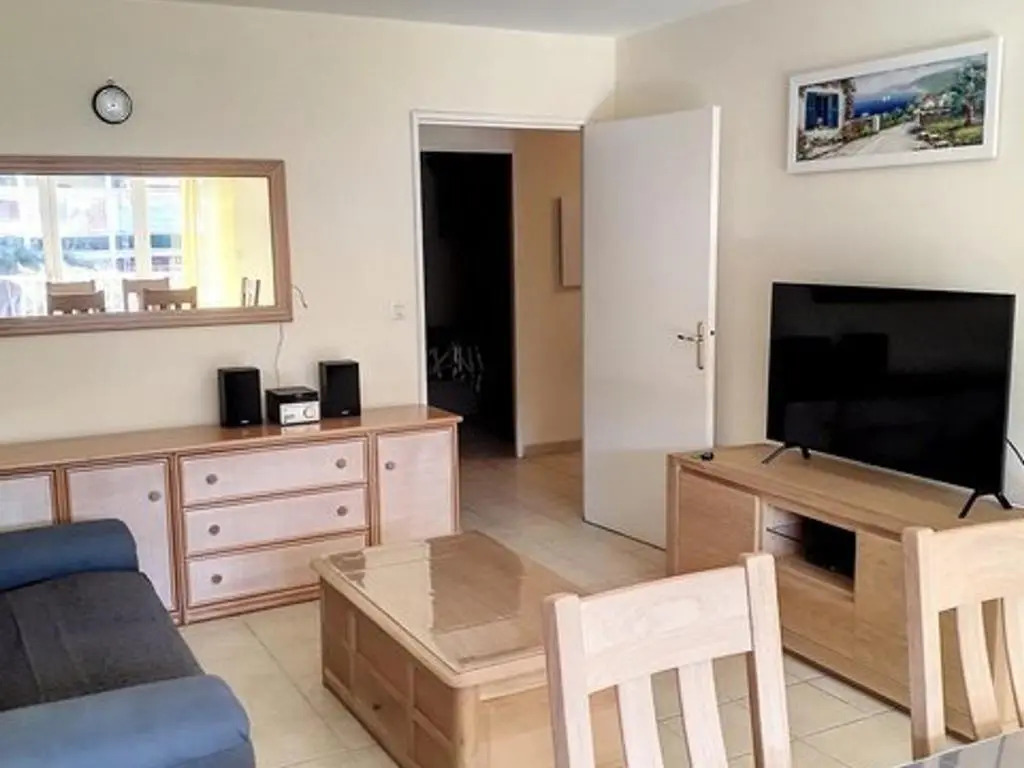 Appartement Bormes-les-Mimosas, 3 pièces, 4 personnes - FR-1-610-14