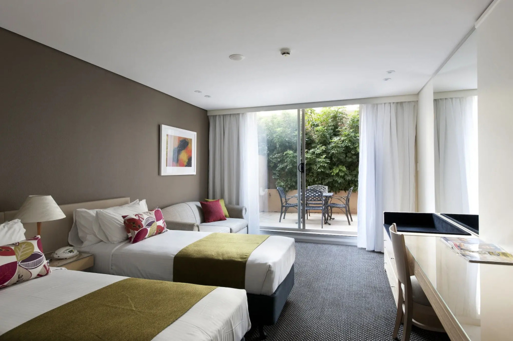 Coogee Sands Hotel & Apartments