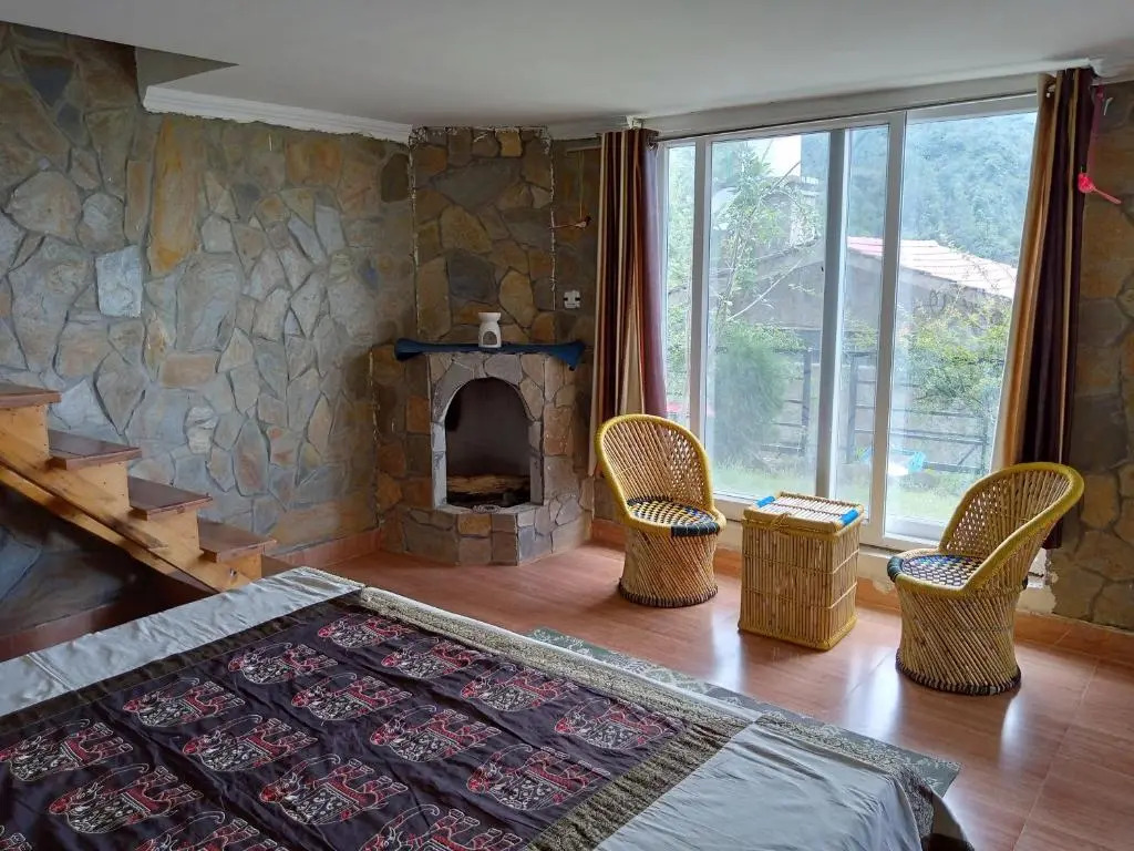 Poetry By The Hills Homestay, Mukteshwar