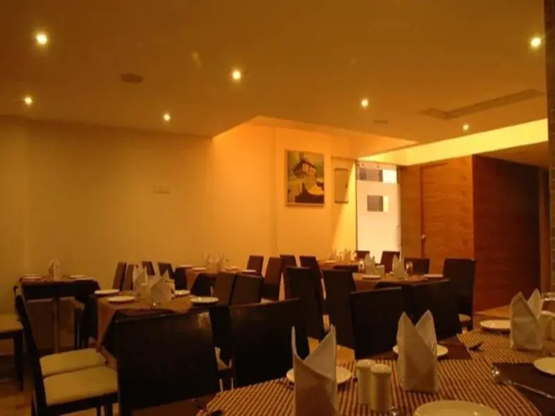 JM Four - The Boutique Hotel