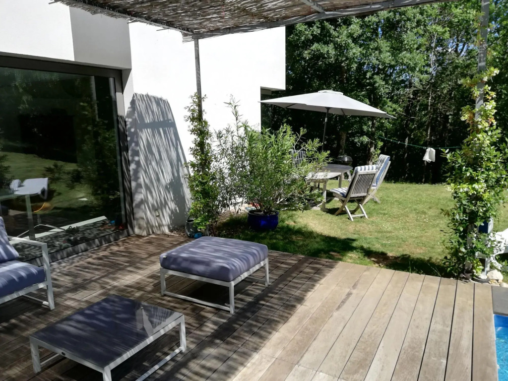 Luxurious Holiday Home in Boissières