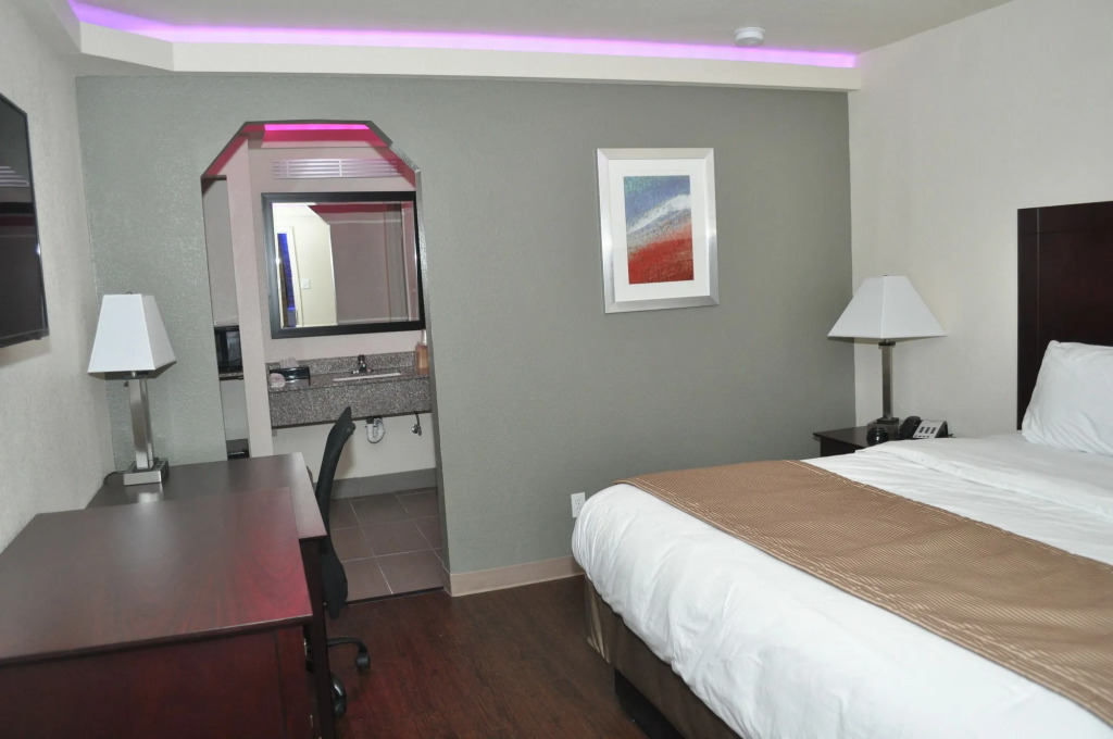 Trinity Suites Downtown Dallas