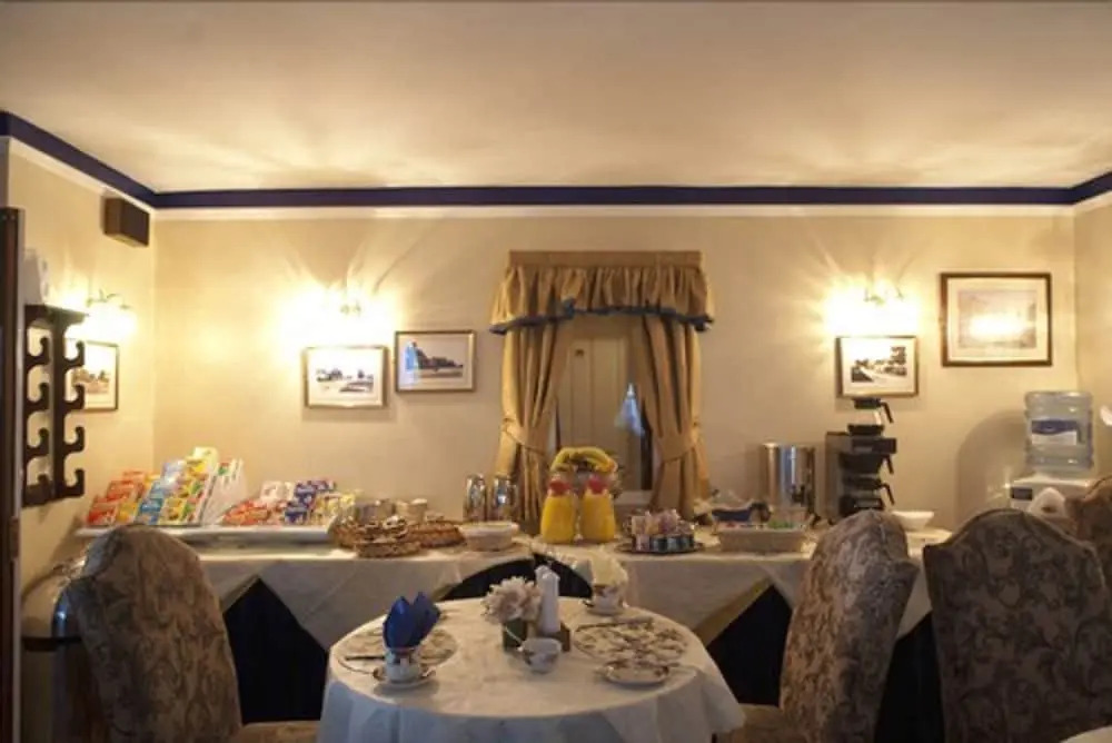 Abbington Hotel