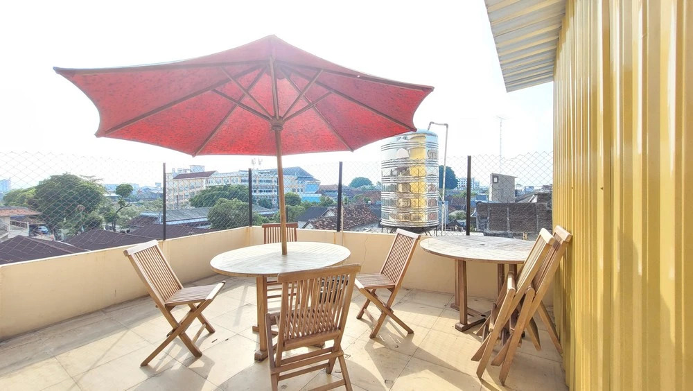 Urbanview le Reno Inn Wirobrajan by RedDoorz(Urbanview Le Reno Inn Wirobrajan)