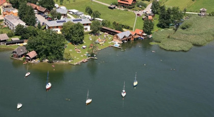 Seevilla Ossiacher See
