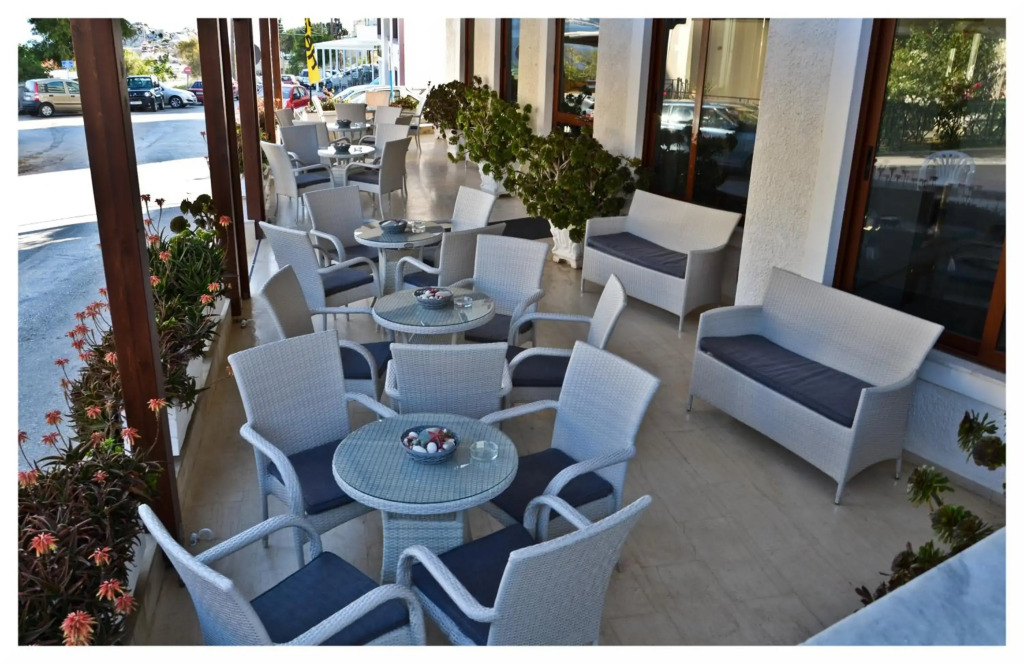 Oceanis Hotel