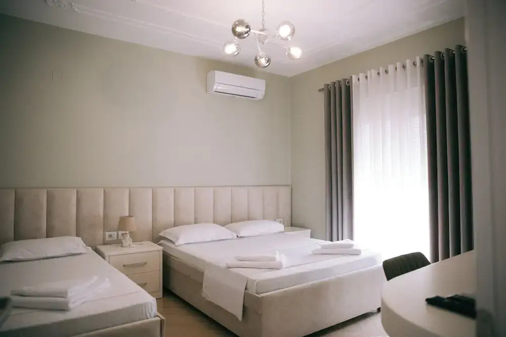 Hotel Merkaj