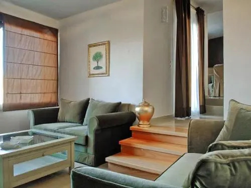 Villa A & H Villa