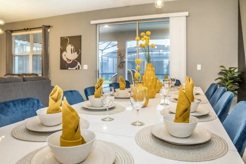 Disney Decorated Home 8min to Disneyworld Pool Spa Sleeps 22 Stl104