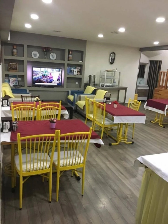 Nora Otel