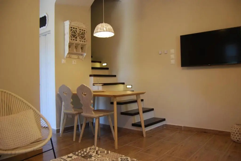 To Spiti - Pelion House
