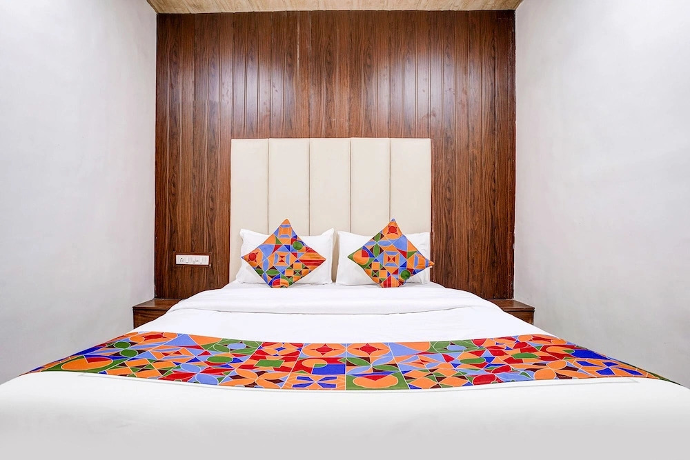 Fabhotel Sankalp Inn