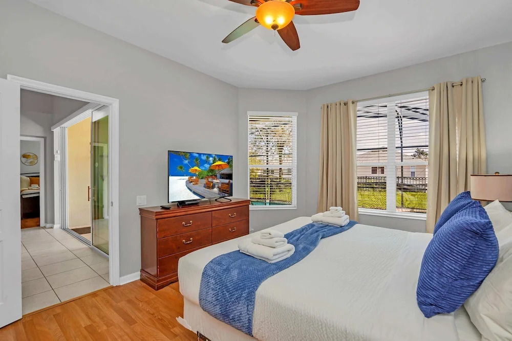 Stunning Home With Great Pool Area, 5 Miles From Disney! CDC Standards #5wh524