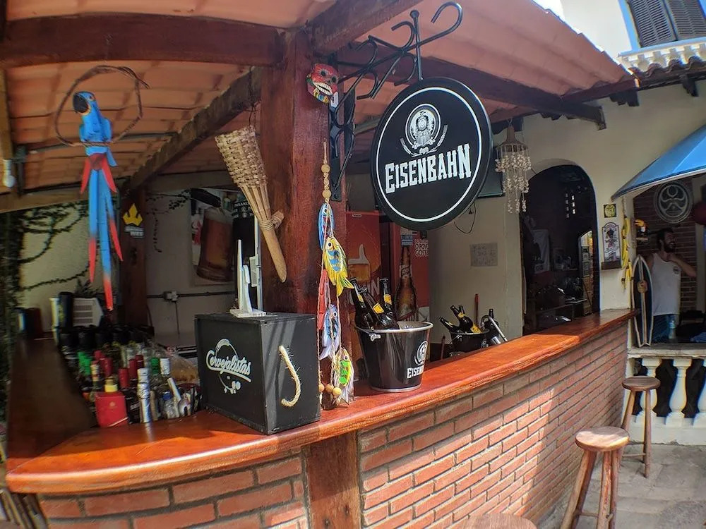 Curvão Surf House