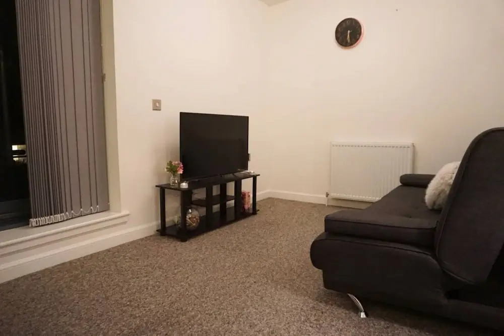1 Bedroom Penthouse Apartment Near Murrayfield Sleeps 4