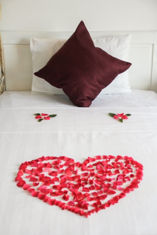 Iris Legend Hotel