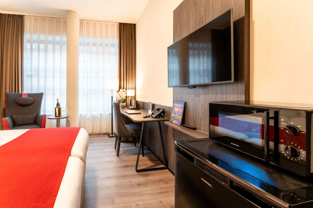 PLAZA Premium Den Haag City Center