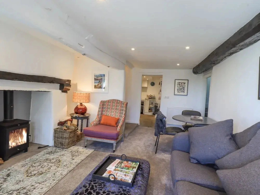 Violet Cottage