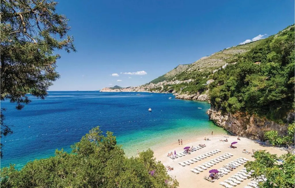 3 Bedroom Amazing Home In Dubrovnik