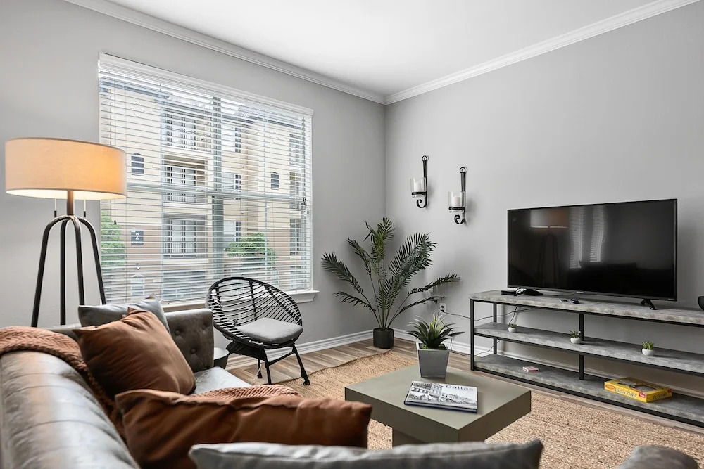 Uptown Dallas Apartments