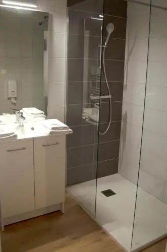 Hotel Les Gites Du Rocher