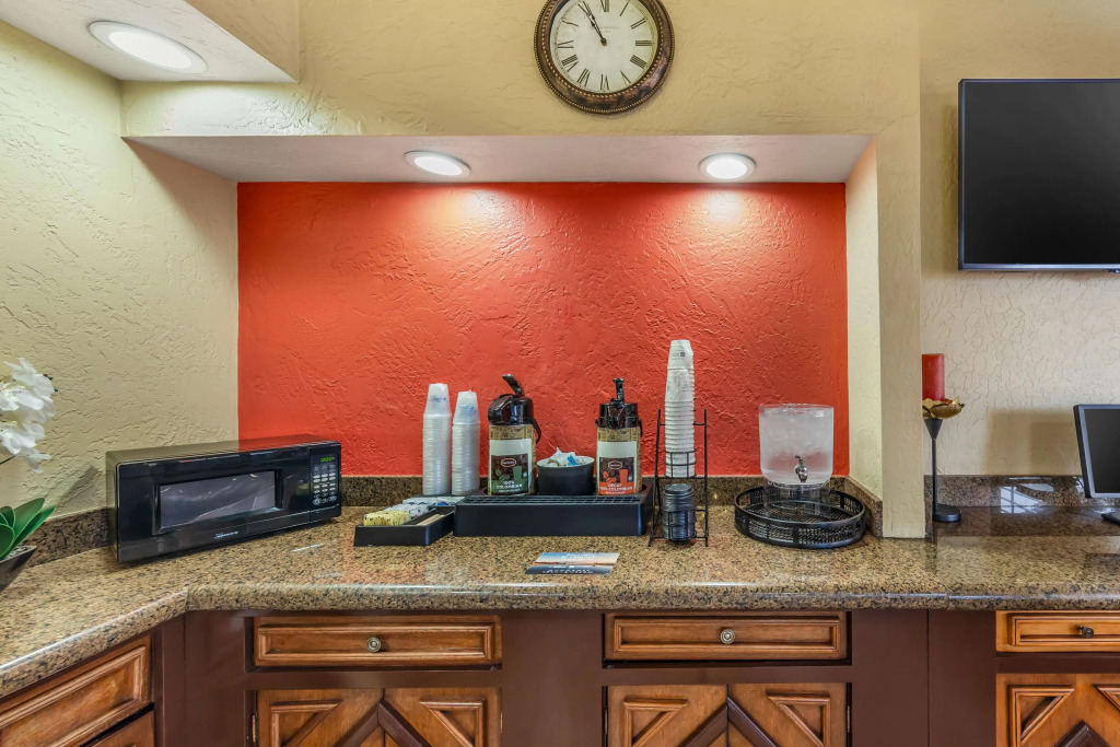 Best Western Americana Inn