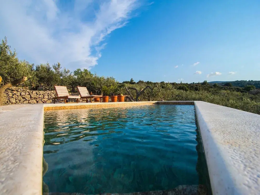 Villa Roza - One Bedroom with Swimming Pool