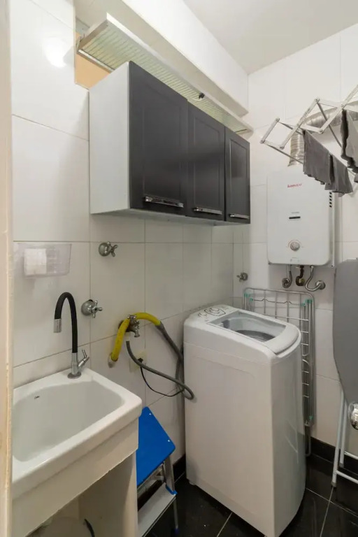 Space and Comfort in Copacabana D405