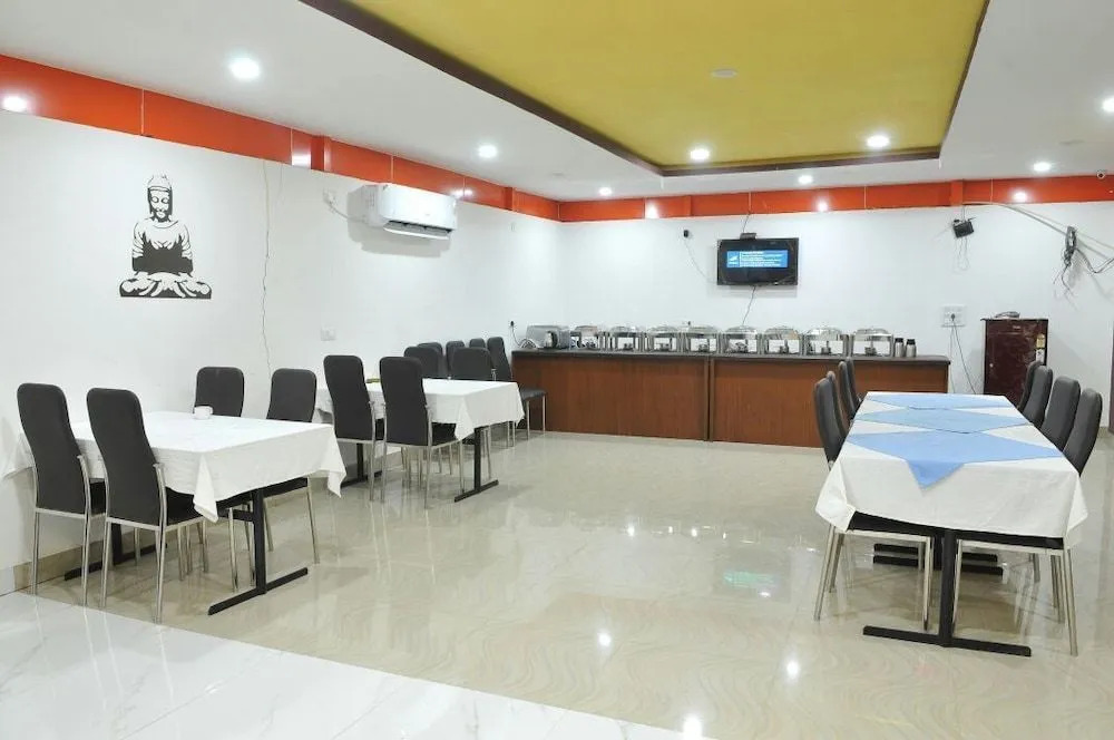 New Hotel Shiva