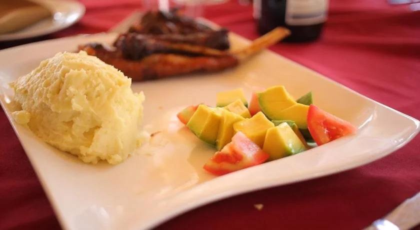 Entebbe Palm Hotel