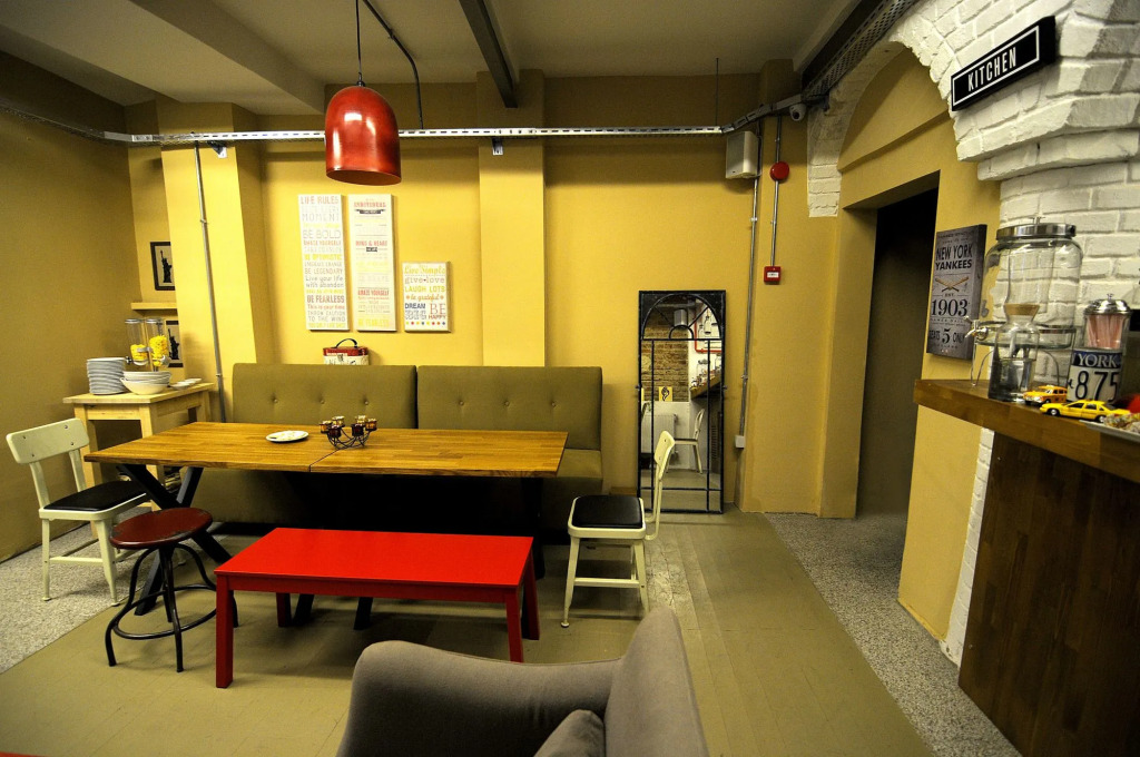 TAKSİM LİFE HOUSE