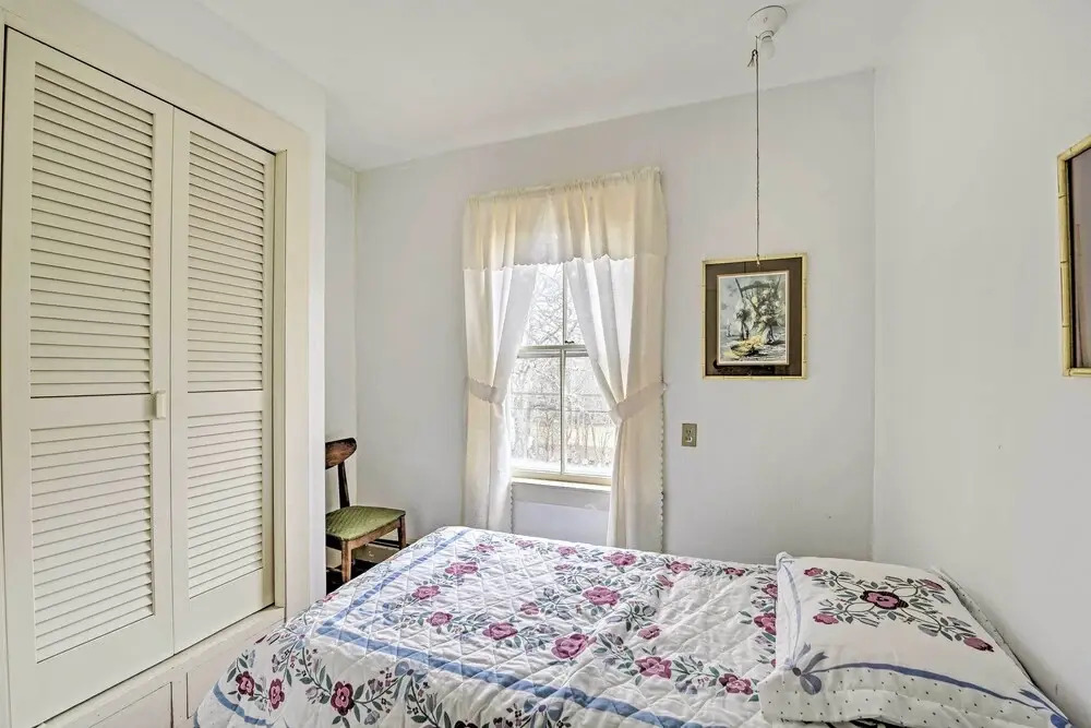 Apt on Vineyard Haven Near Nantucket Sound!