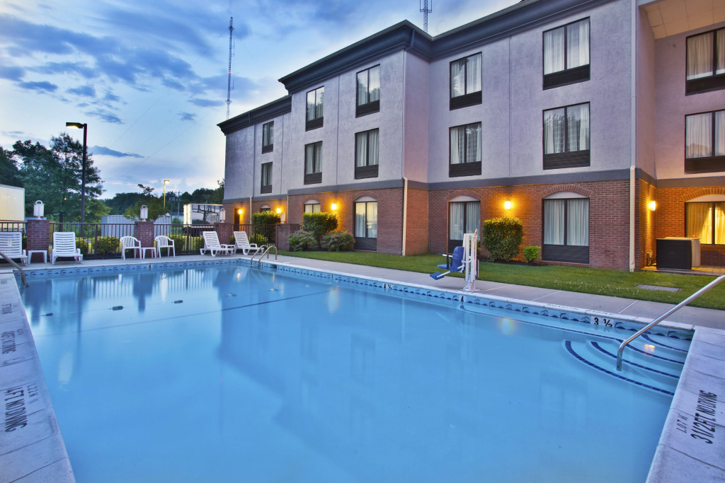 Holiday Inn Express Hotel and Suites Harrington - Dover Area by IHG