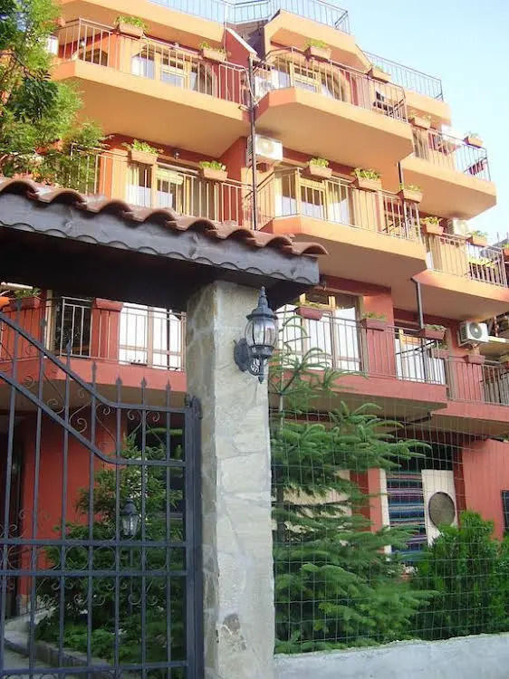 Terra Guest House