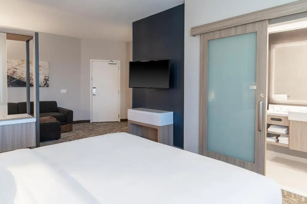 SpringHill Suites by Marriott Overland Park Leawood