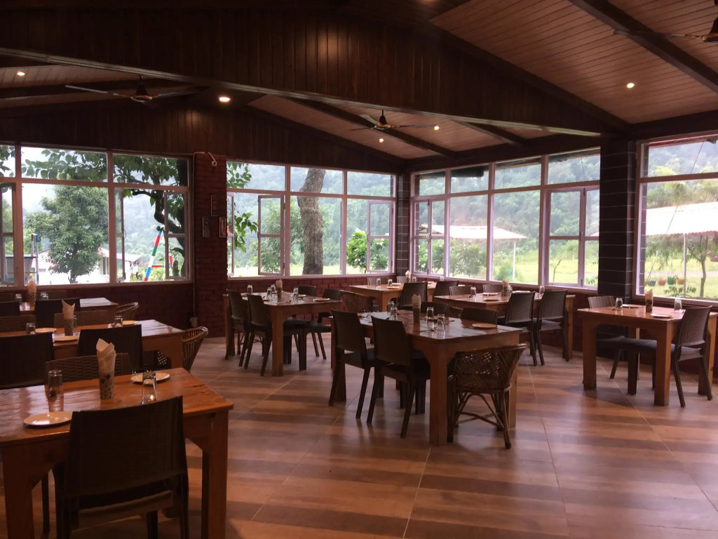 Balaut Camp - Resort
